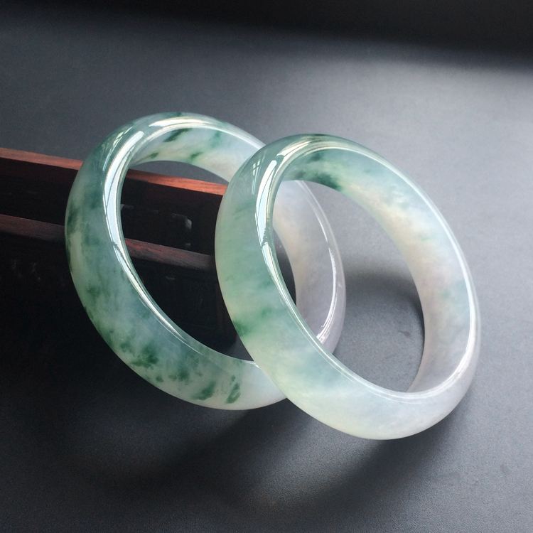 (超值推荐)冰种飘花略带紫罗兰手镯(一对)(59.4mm/59.2mm)