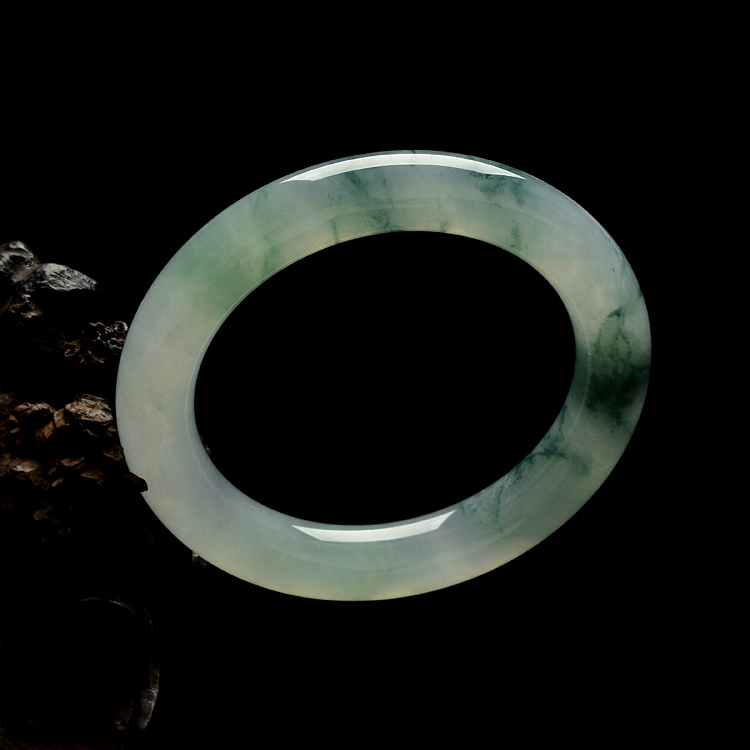 (超值推荐)糯冰种飘花圆条手镯(58.3mm)