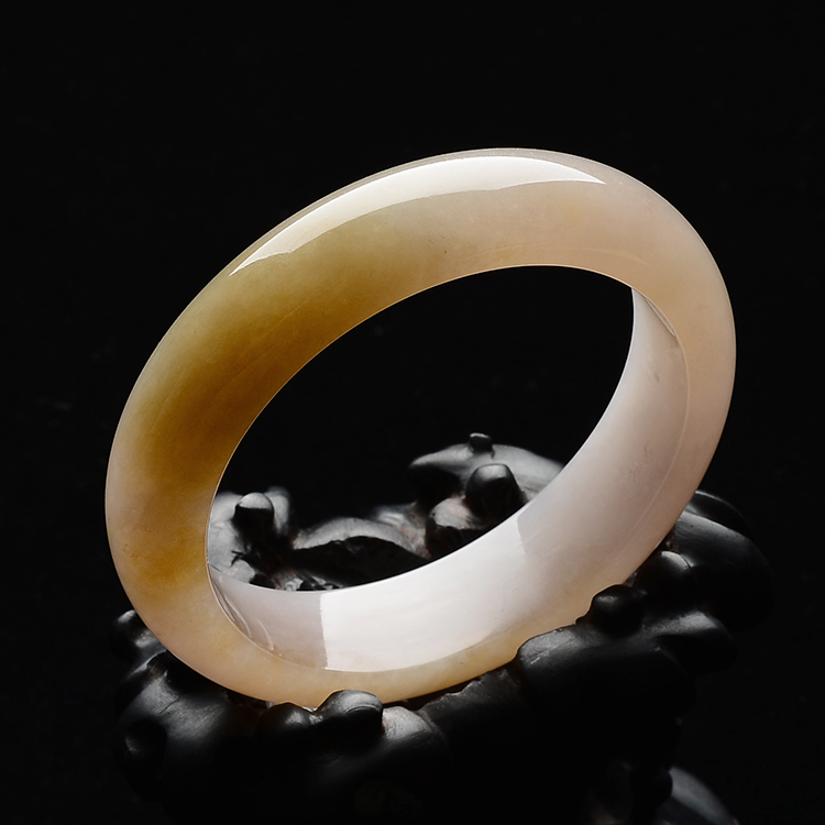 (超值推荐)糯冰种湘妃粉带黄翡手镯(58.4mm)