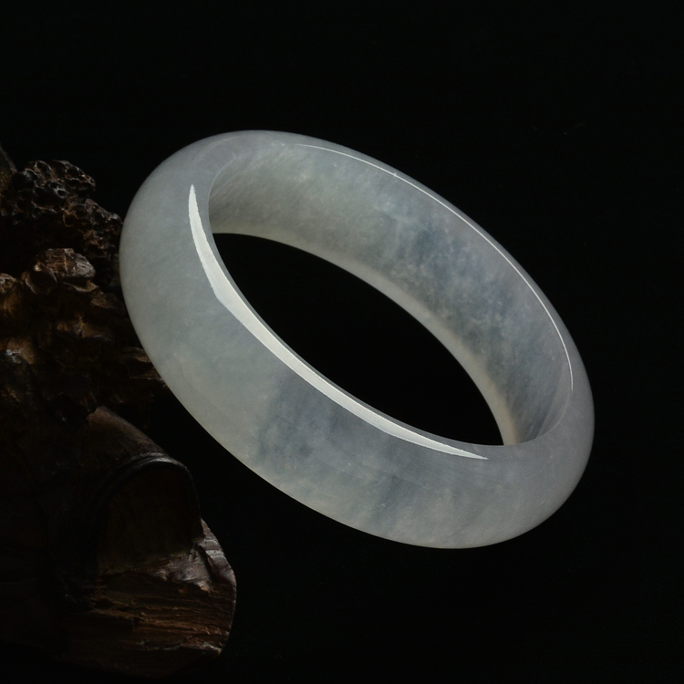 (超值推荐)冰种晴水手镯(56.4mm)