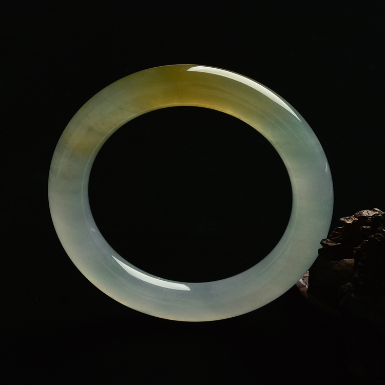 (超值推荐)糯冰种黄翡圆条手镯(58.5mm)