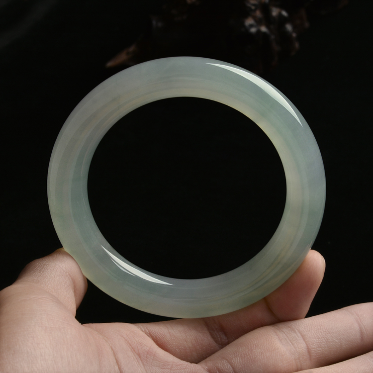 (超值推荐)糯冰种晴水圆条手镯(58.4mm)