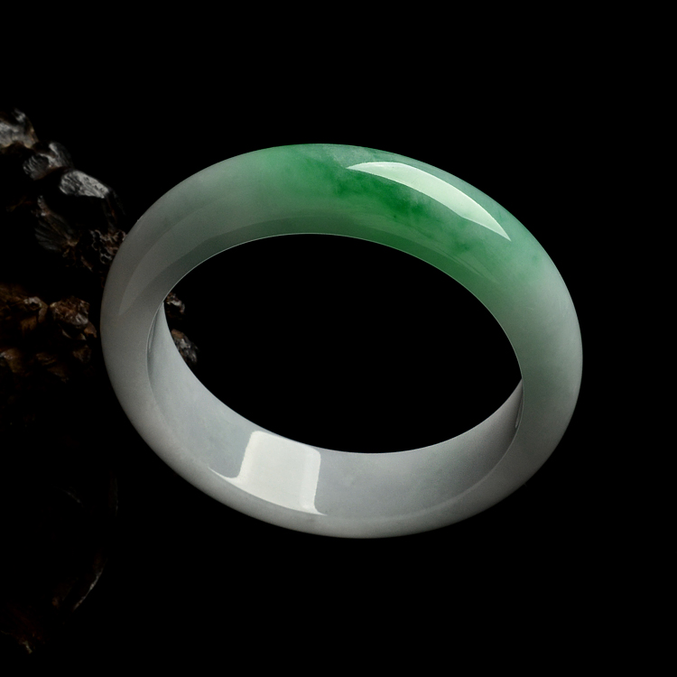 糯冰种飘翠手镯(60.2mm)