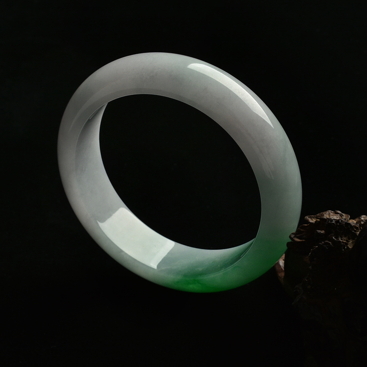 糯冰种飘翠手镯(60.2mm)