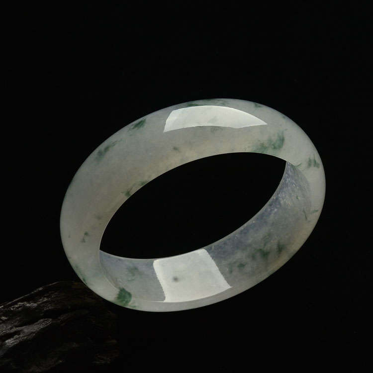 (超值推荐)冰种飘花贵妃手镯 (58.6-51.6mm)