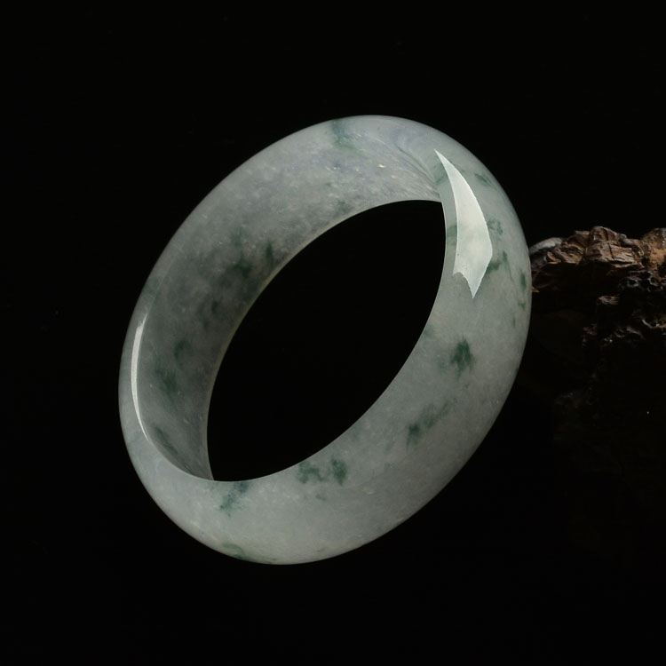 (超值推荐)冰种飘花贵妃手镯 (58.6-51.6mm)