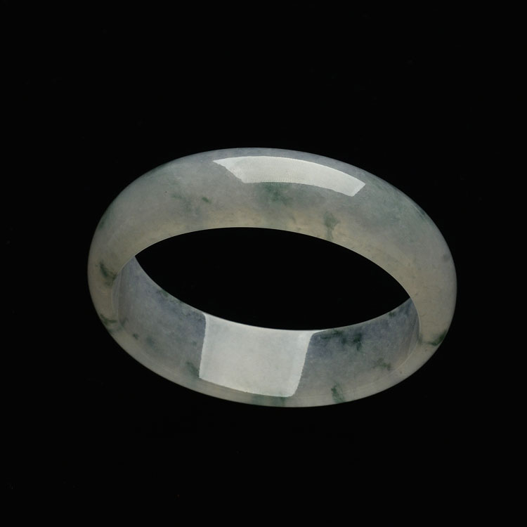 (超值推荐)冰种飘花贵妃手镯 (58.6-51.6mm)