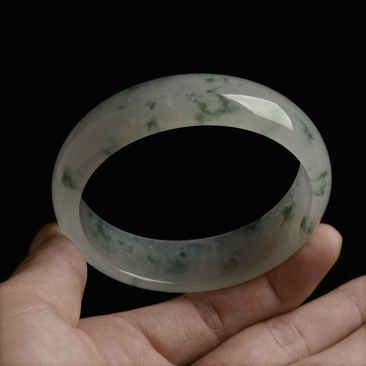 (超值推荐)冰种飘花贵妃手镯 (58.6-51.6mm)