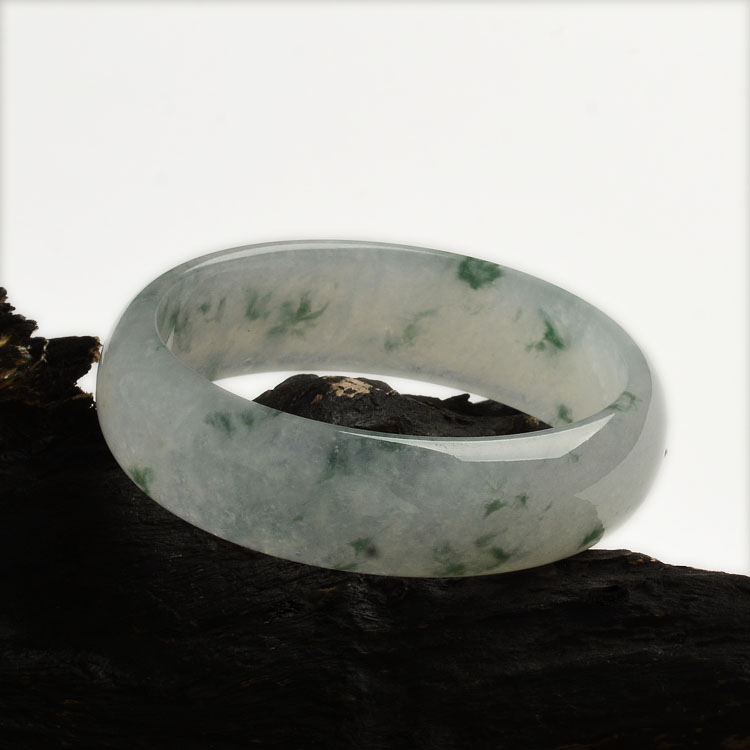 (超值推荐)冰种飘花贵妃手镯 (58.6-51.6mm)