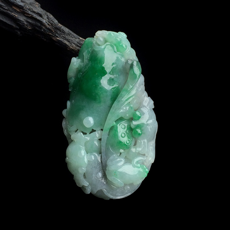 (超值推荐)糯冰种飘翠年年有余挂件