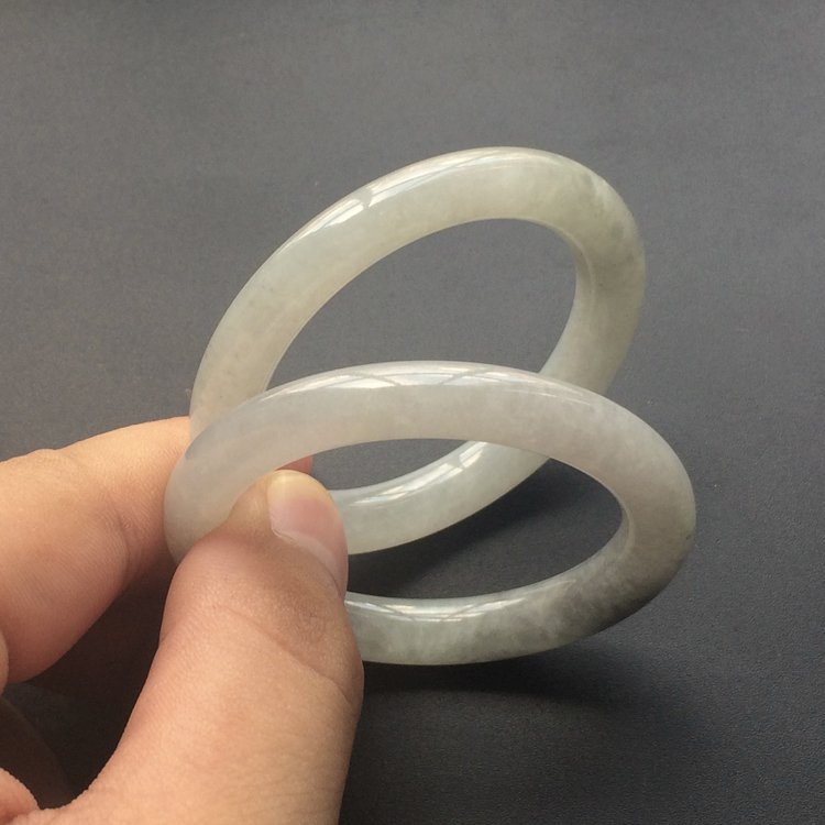 (超值推荐)糯冰种晴水童镯(一手走)(38.5mm-40.8mm)