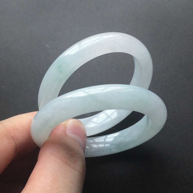 (超值推荐)糯冰种晴水童镯(一对)(40.8mm)