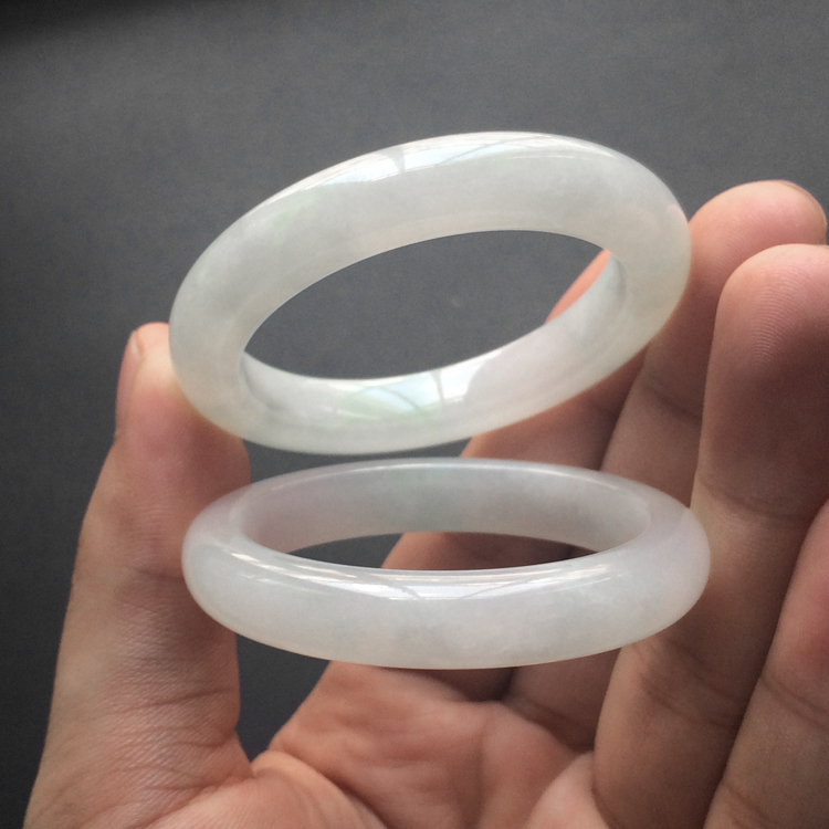 (超值推荐)糯冰种晴水童镯(一对)(40.8mm)