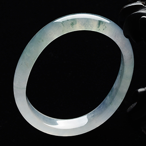 (超值推荐)冰种飘花贵妃镯（51.7mm-41.1mm）
