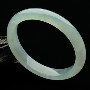 糯冰种晴水手镯(51.1mm)