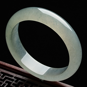 (超值推荐)冰种晴水手镯(59.5mm)