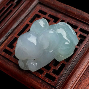 (超值推荐)糯冰种晴水玉鼠挂件
