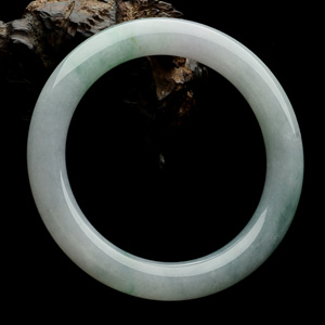 (超值推荐)糯冰种飘花圆条手镯(57.5mm)