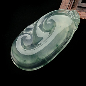 冰种飘花如意挂件