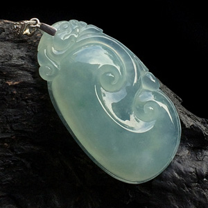 冰种晴水如意挂件