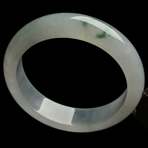 （超值推荐）糯冰种飘花手镯(58.3mm）