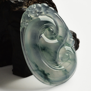 冰种飘花如意挂件