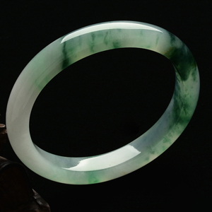 （超值推荐）冰种飘花贵妃手镯（55.7mm-46.9mm)