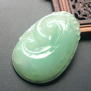 (超值推荐)糯冰种晴水略飘花如意挂件