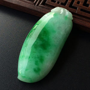 (超值推荐)糯冰种飘翠福瓜挂件