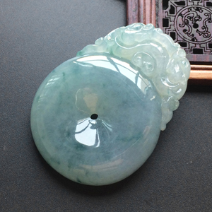 (超值推荐)糯冰种飘花双龙如意挂件