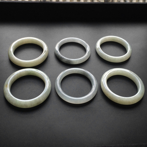 (超值推荐)糯冰种晴水童镯(一手走)(38.5mm-40.8mm)