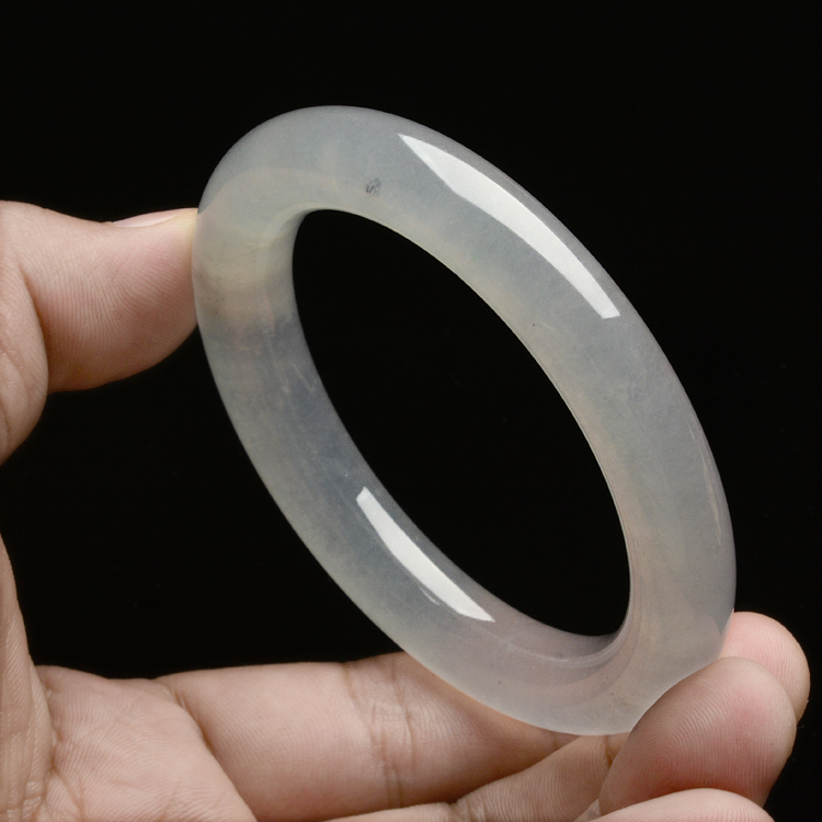 (超值推荐)冰种淡晴水圆条手镯(57.5mm)
