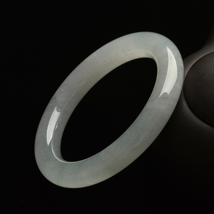 冰种淡晴水圆条手镯(58.5mm)