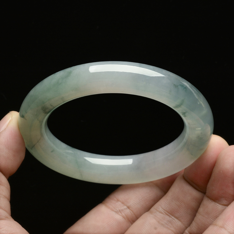 (超值推荐)冰种飘花圆条手镯(56.5mm)