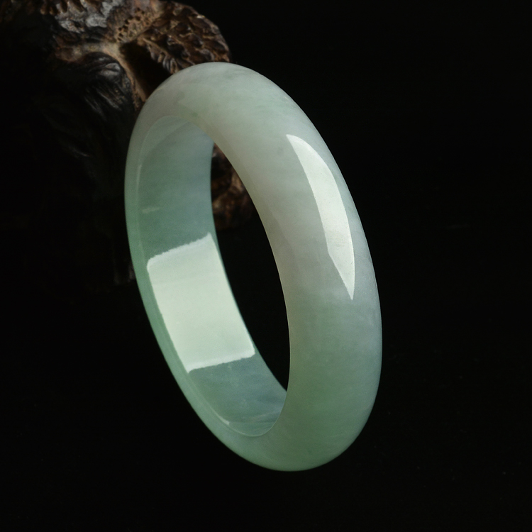 (超值推荐)糯冰种晴水贵妃手镯(54-48.3mm)