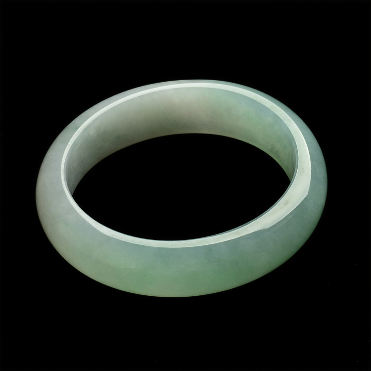 (超值推荐)糯冰种晴水贵妃手镯(54-48.3mm)