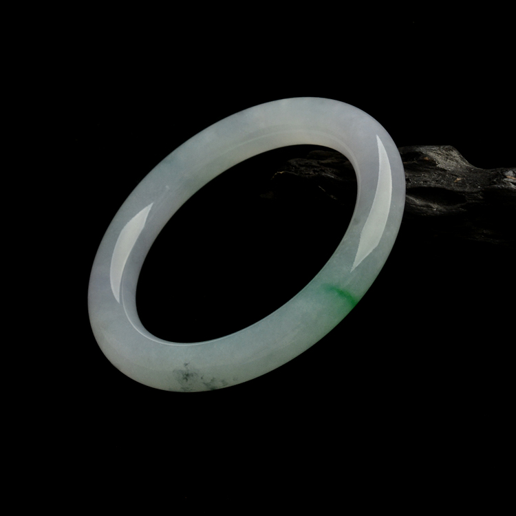 （超值推荐）糯冰种淡春带彩圆条手镯（52.8mm）
