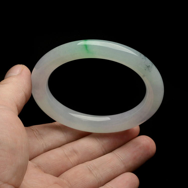 （超值推荐）糯冰种淡春带彩圆条手镯（52.8mm）
