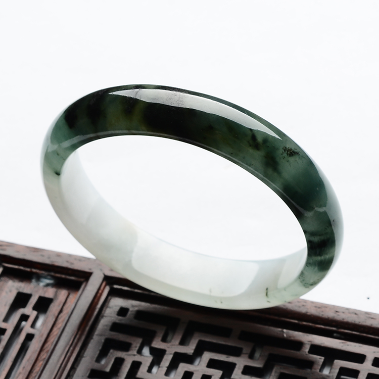 (超值推荐)冰种飘花贵妃镯(51.3mm-47mm)