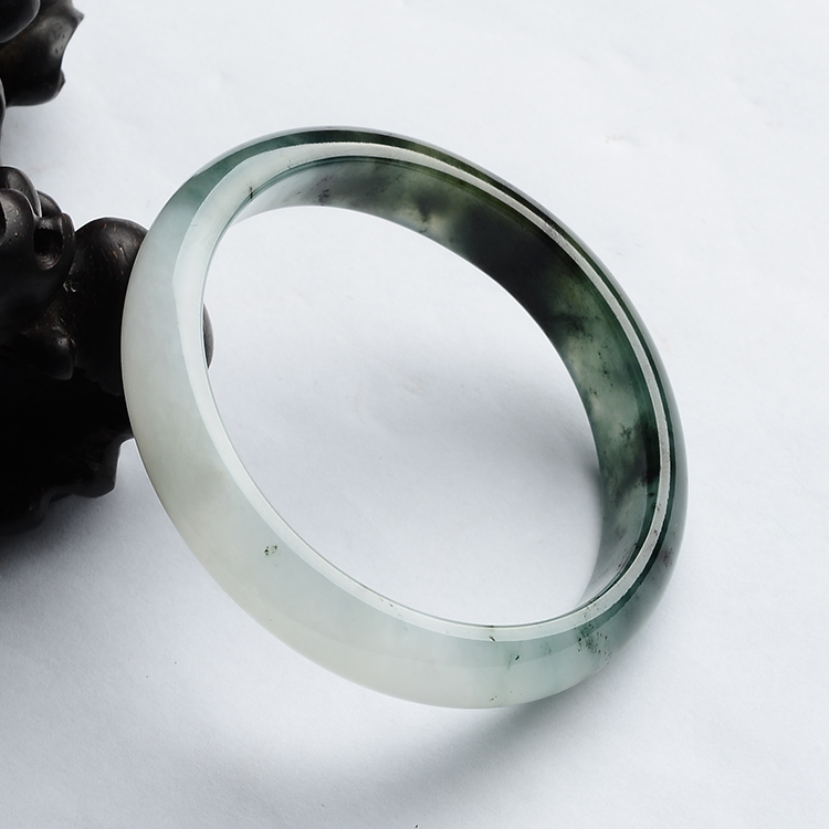 (超值推荐)冰种飘花贵妃镯(51.3mm-47mm)