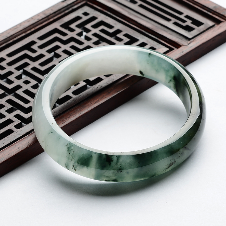 (超值推荐)冰种飘花贵妃镯(51.3mm-47mm)