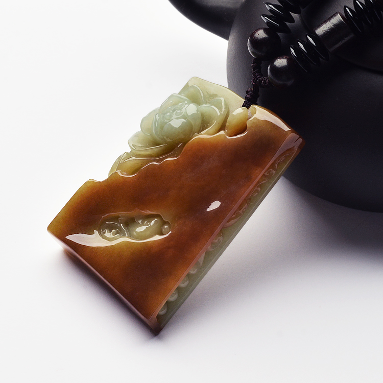 糯冰种褐红翡一品清廉挂件