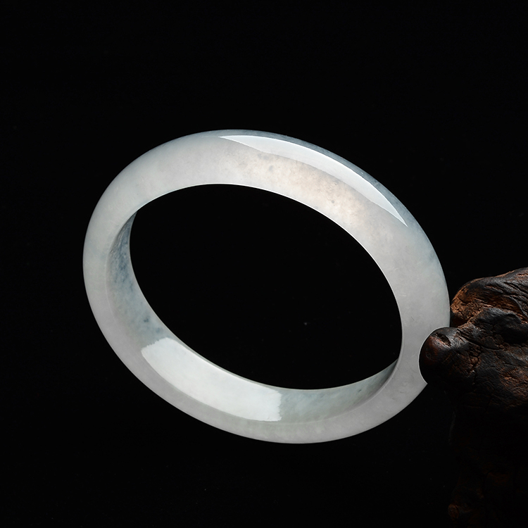 (超值推荐)冰种无色贵妃镯(57.8mm-50.4mm)