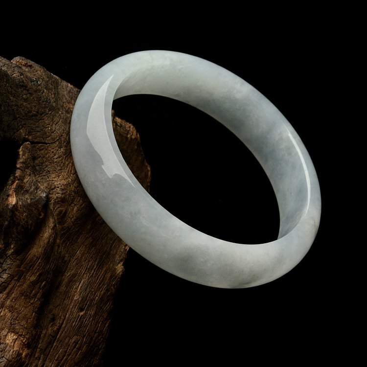 糯冰种淡晴水手镯（58mm）