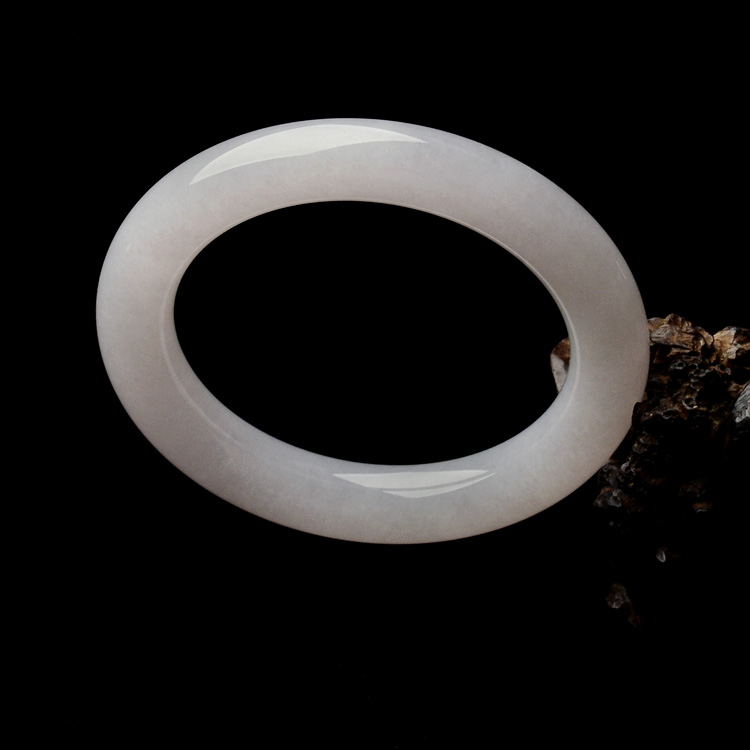（超值推荐）糯冰种淡紫罗兰圆条手镯（58.5mm）