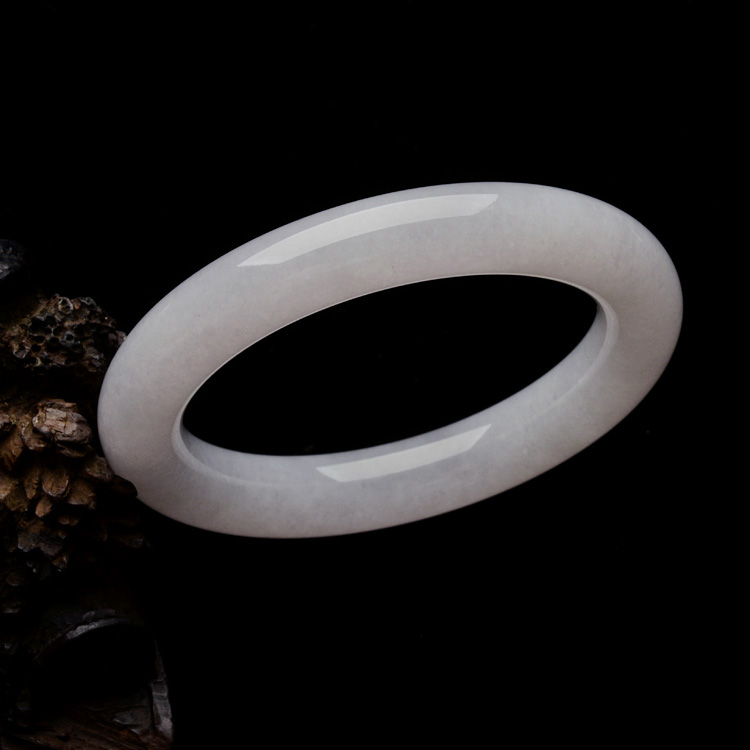 （超值推荐）糯冰种淡紫罗兰圆条手镯（58.5mm）
