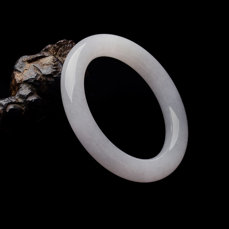 （超值推荐）糯冰种淡紫罗兰圆条手镯（58.5mm）