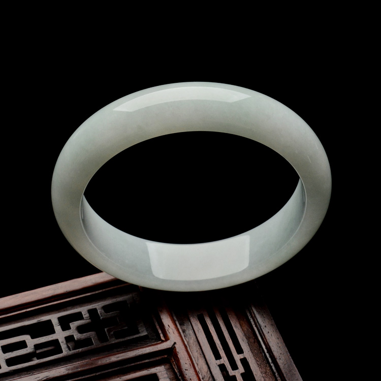 糯冰种晴水手镯（58.4mm）