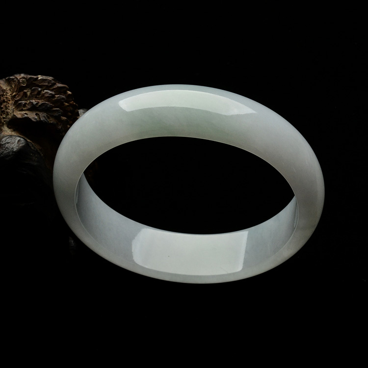 （超值推荐）糯冰种晴水贵妃镯（53.3mm-48.5mm）