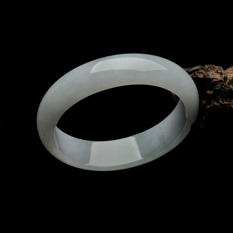 （超值推荐）糯冰种晴水贵妃镯（53.3mm-48.5mm）